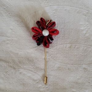 Flower lapel pin